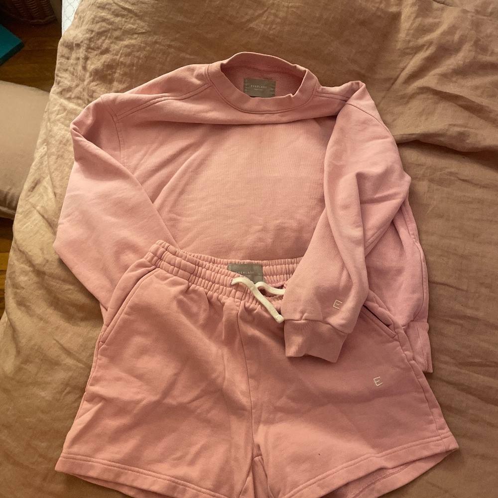 Everlane pink matching sweatshirt & shorts
